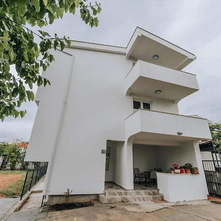 Apartments Milivojevic Bar Exterior photo
