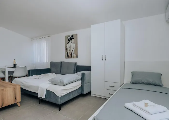 Apartments Milivojevic